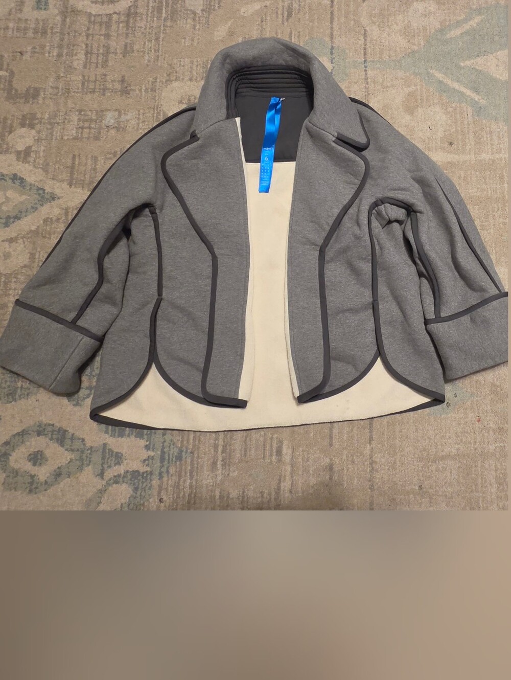 Kit & Ace Concordia Wrap Jacket. Gray. Size 6. EUC